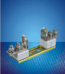 Low voltage fuse bases D0151
