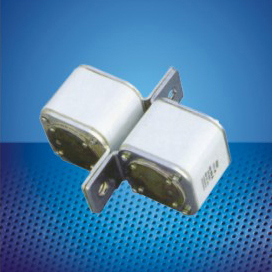 方管螺栓连接式半导体器件保护用快速熔断体RGS39